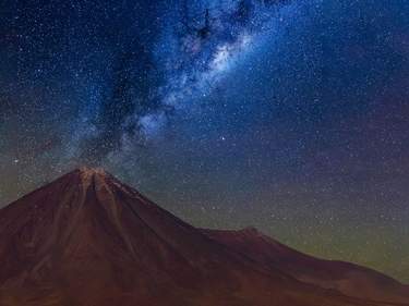 Luxurious Chile - Atacama Desert & Easter Island