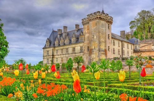 Chateau de Villandry, a castle in the Loire Valley of France © Leonid Andronov/Shutterstock
