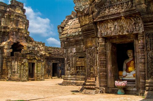 Nokor Bachey Pagoda, Kampong Cham, Cambodia © Sergei Mugashev/Shutterstock