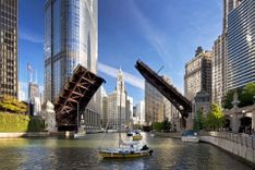 Chicago River © Mark Baldwin/Shutterstock