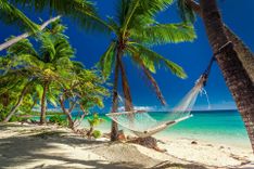 Fiji beach © Martin Valigursky/Shutterstock