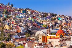 The steep, colourful hills of Guanajuato © Bill Perry / Shutterstock