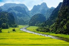 Ninhbinh Ninh-Binh, Vietnam © John Bill/Shutterstock