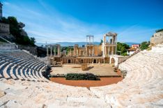 roman-theatre-philippopolis-plovdiv-bulgaria-shutterstock_284589146