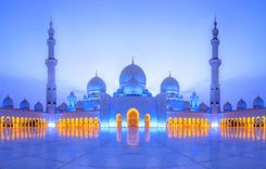 sheikh-zayed-grand-mosque-abu-dhabi-UAE-shutterstock_585596999